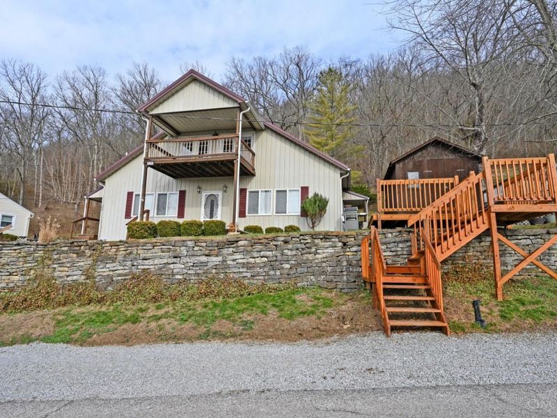 570 Mountain Street, Aberdeen, OH 45101 Photo 3