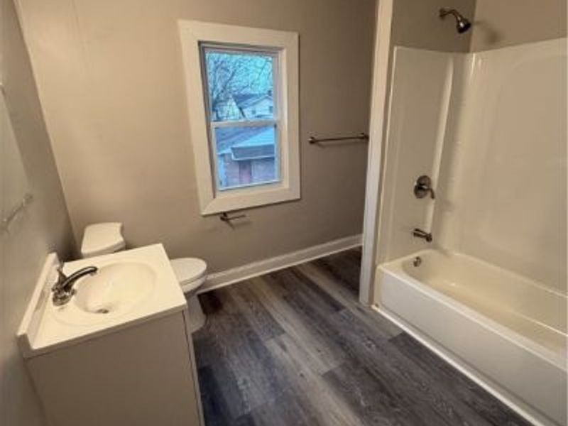 288 Noah Avenue, Akron, OH 44320 Photo 9