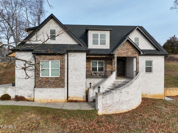 127 Allison Timbers Road, Piney Flats, TN 37686