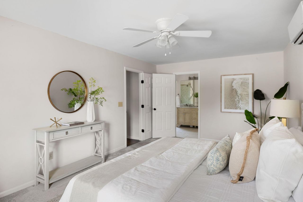 1490 Diamond Boulevard Photo 14