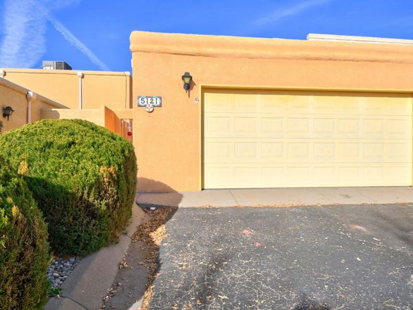 5121 Pinata Place NE, Albuquerque, NM 87109