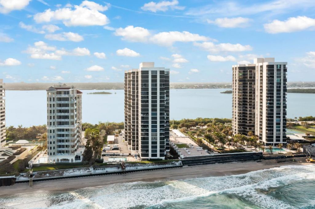 5380 N Ocean Drive, Unit 10g, Singer Island, FL 33404 Photo