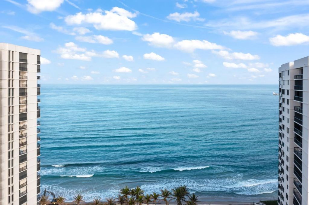 5380 N Ocean Drive, Unit 10g, Singer Island, FL 33404 Photo