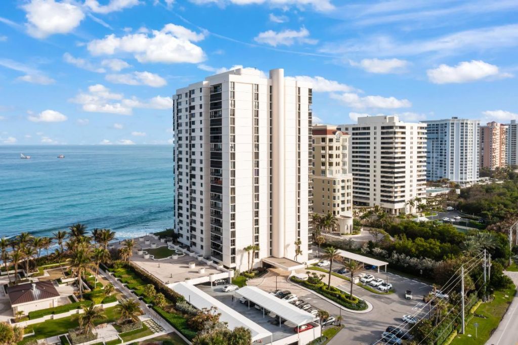 5380 N Ocean Drive, Unit 10g, Singer Island, FL 33404 Photo