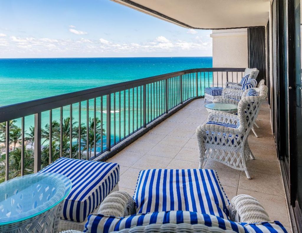 5380 N Ocean Drive, Unit 10g, Singer Island, FL 33404 Photo