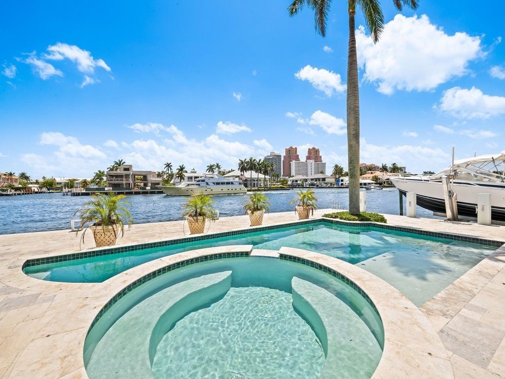 2898 NE 26th St, Fort Lauderdale, FL 33305 Photo