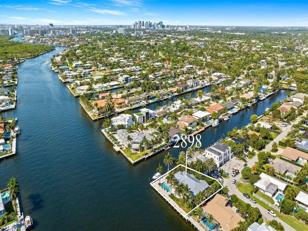 2898 NE 26th St, Fort Lauderdale, FL 33305 Photo