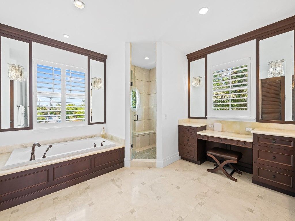 2898 NE 26th St, Fort Lauderdale, FL 33305 Photo