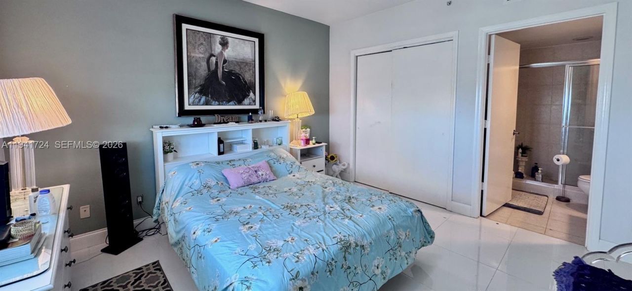 14951 Royal Oaks Ln, Unit 2506, North Miami, FL 33181 Photo