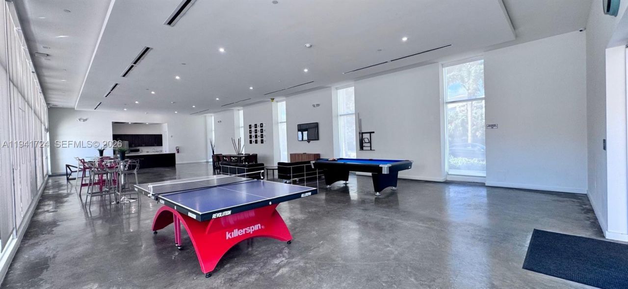 14951 Royal Oaks Ln, Unit 2506, North Miami, FL 33181 Photo