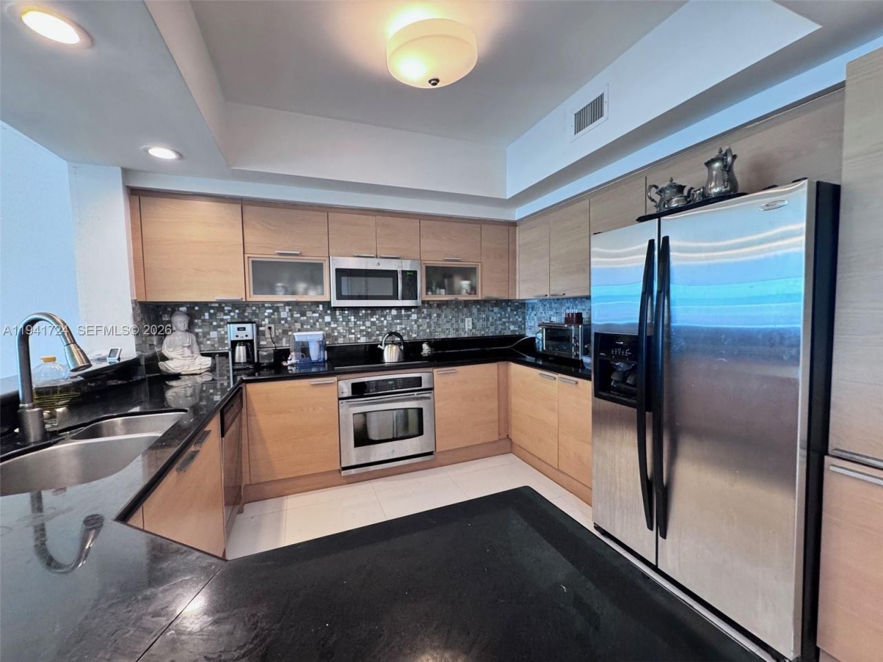 14951 Royal Oaks Ln, Unit 2506, North Miami, FL 33181 Photo