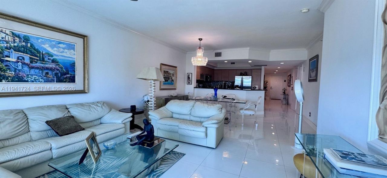 14951 Royal Oaks Ln, Unit 2506, North Miami, FL 33181 Photo