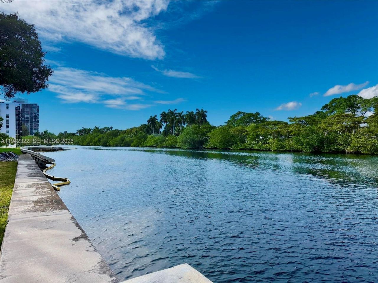 3401 N Country Club Dr, Unit 716, Aventura, FL 33180 Photo