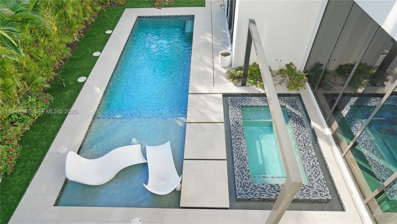 510 NE 4th Ln, Boca Raton, FL 33432 Photo