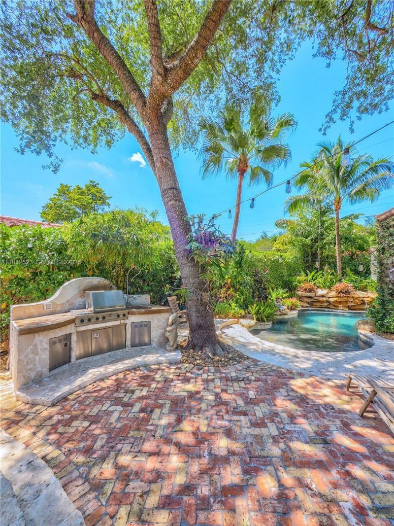 1229 Sorolla Ave , Coral Gables, FL 33134 Photo