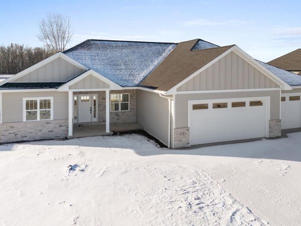 113 BECKERAE COURT, Wrightstown, WI 54180