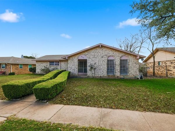 410 Charlotte Street, Duncanville, TX 75137
