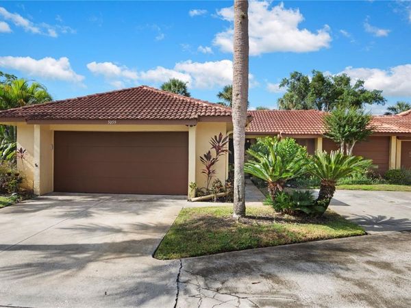 5059 JAMAICA CIRCLE, Unit 15, ORLANDO, FL 32808