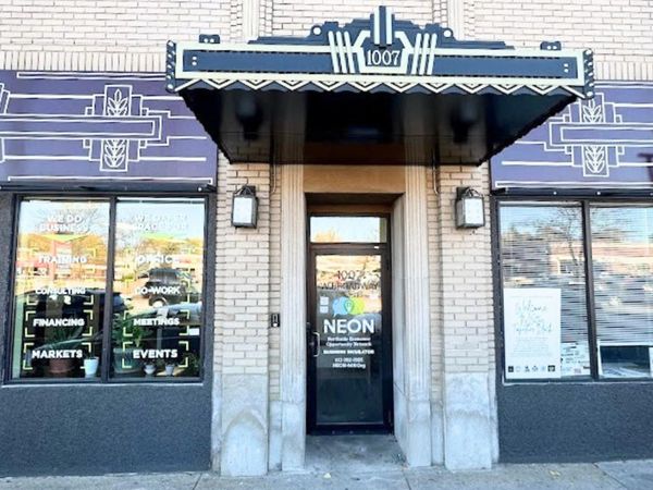 1011 W Broadway Avenue , Unit 102, Minneapolis, MN 55411