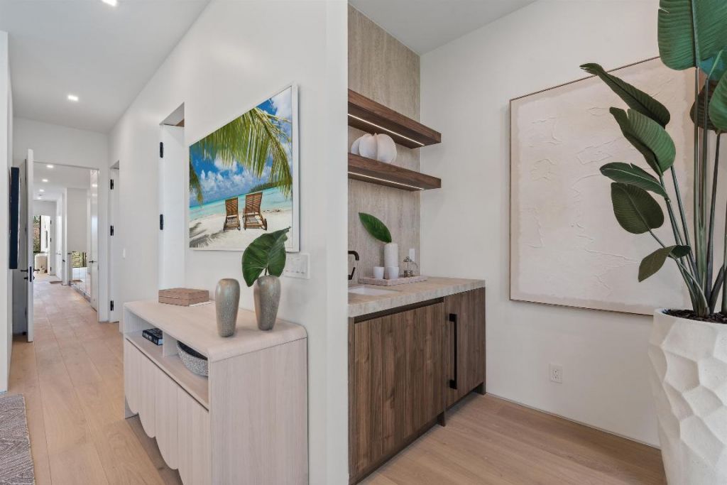 1136 NE 9th Avenue, Delray Beach, FL 33483 Photo