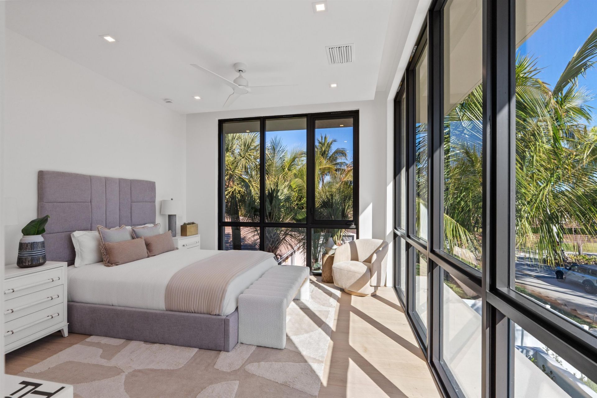 1136 NE 9th Avenue, Delray Beach, FL 33483 Photo