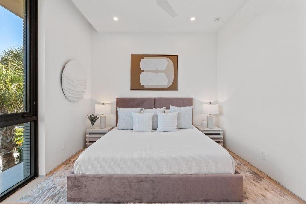 1136 NE 9th Avenue, Delray Beach, FL 33483 Photo