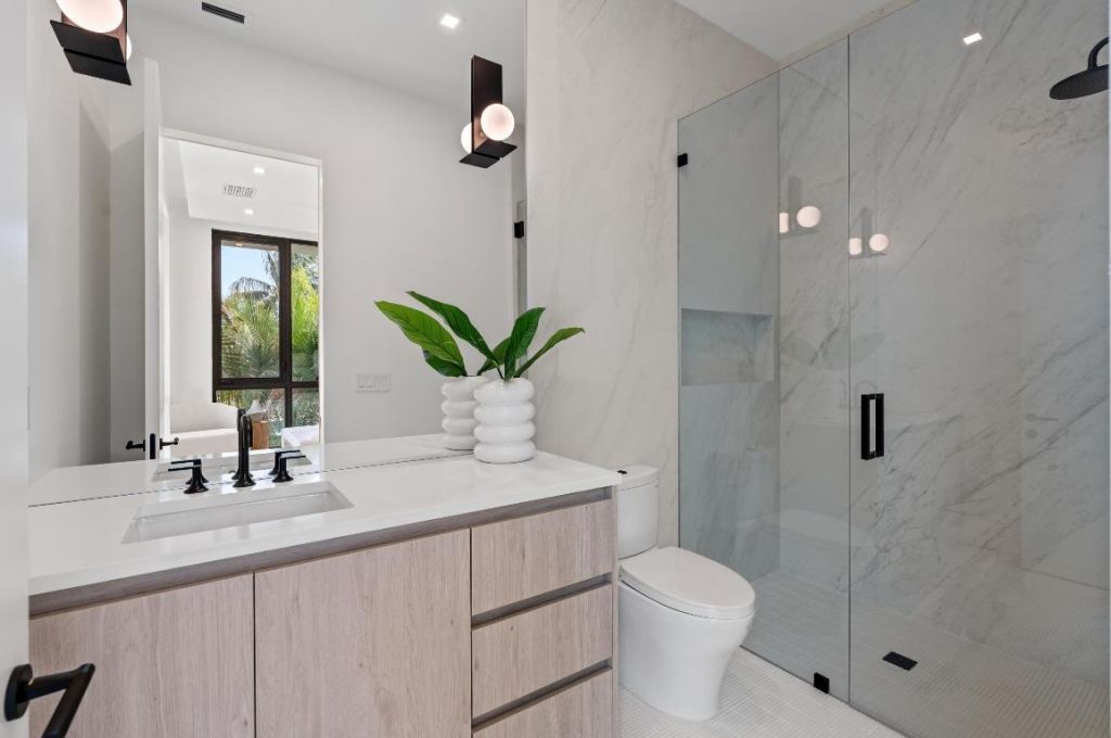 1136 NE 9th Avenue, Delray Beach, FL 33483 Photo