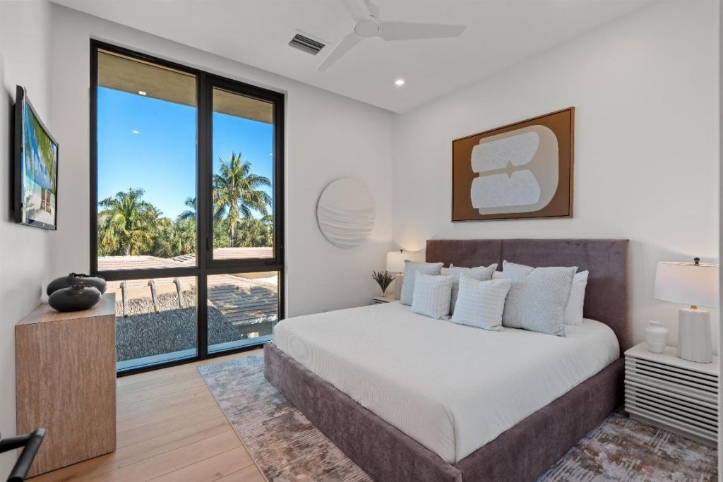 1136 NE 9th Avenue, Delray Beach, FL 33483 Photo