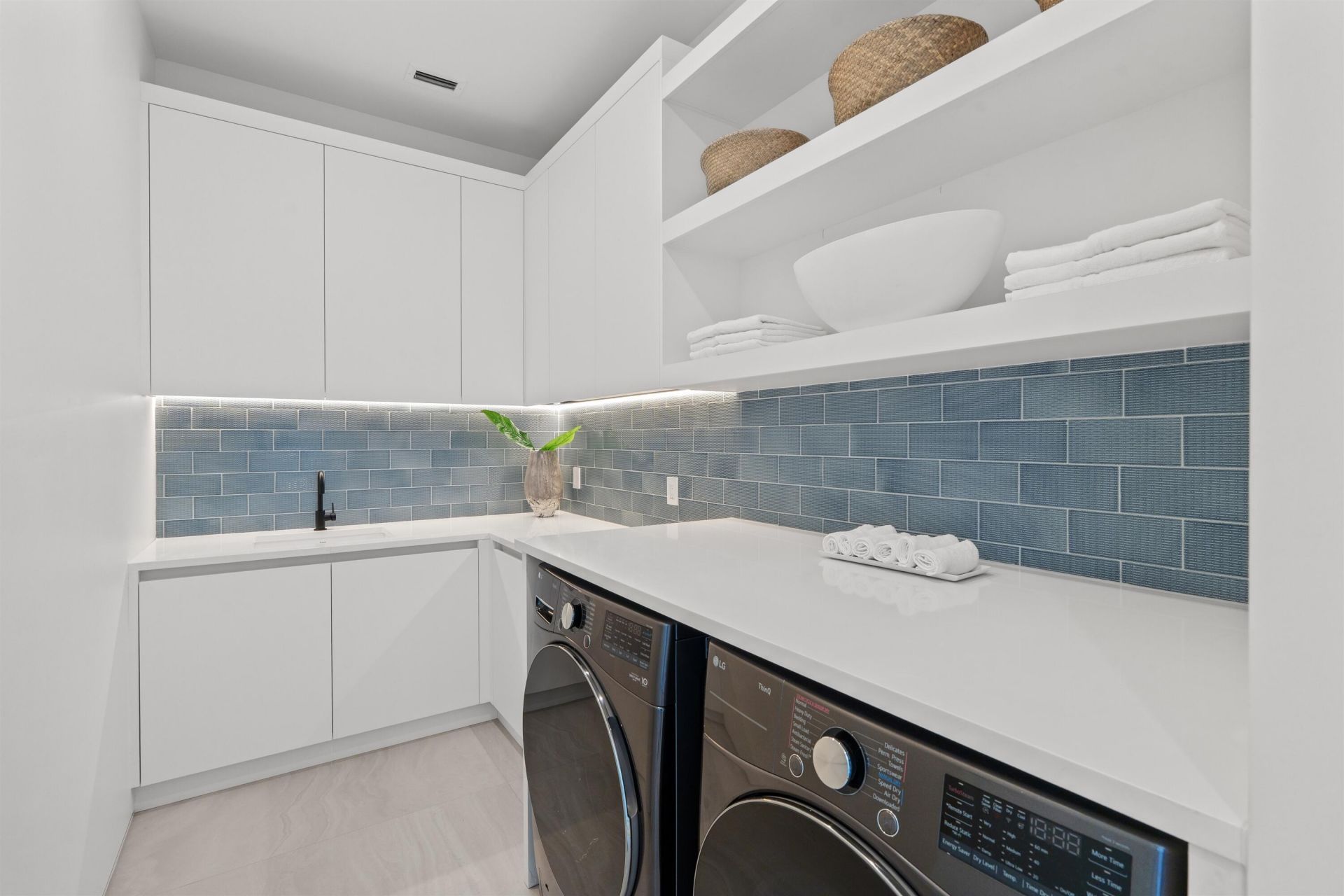 1136 NE 9th Avenue, Delray Beach, FL 33483 Photo