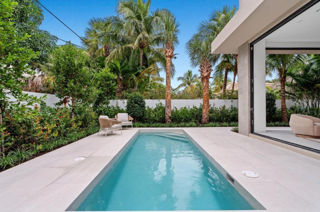 1136 NE 9th Avenue, Delray Beach, FL 33483 Photo