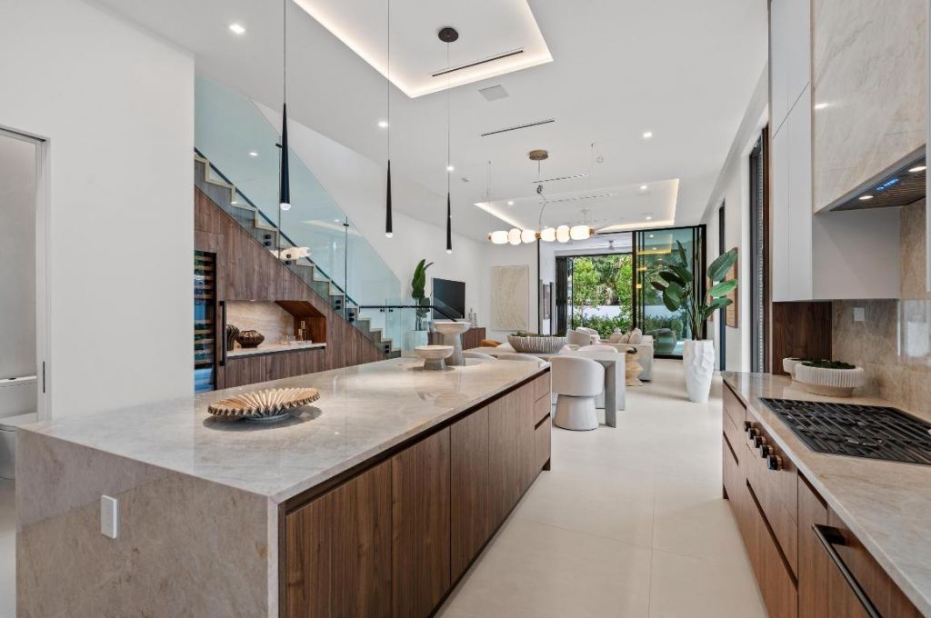 1136 NE 9th Avenue, Delray Beach, FL 33483 Photo