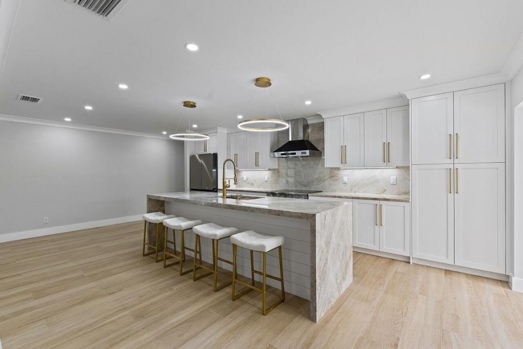 706 Flamevine Lane, Vero Beach, FL 32963 Photo