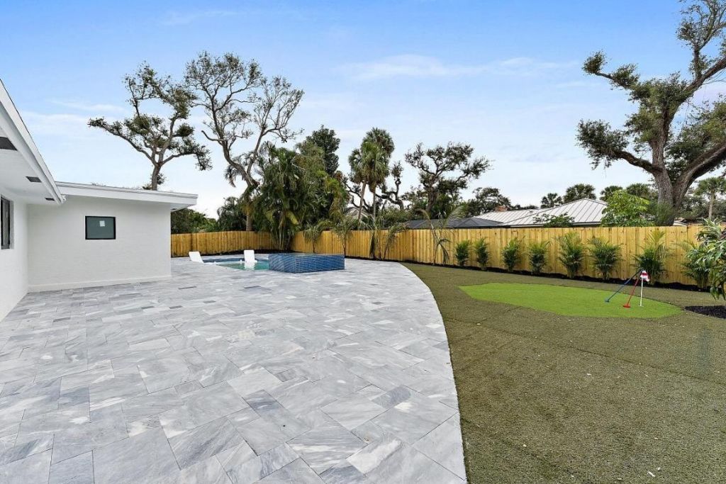 706 Flamevine Lane, Vero Beach, FL 32963 Photo