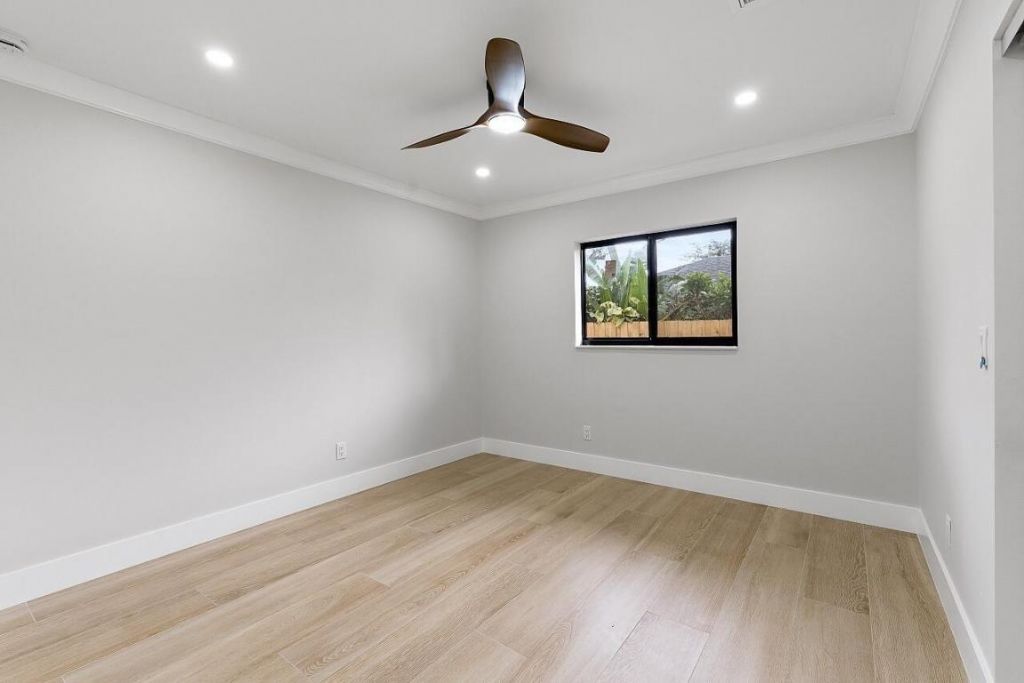 706 Flamevine Lane, Vero Beach, FL 32963 Photo