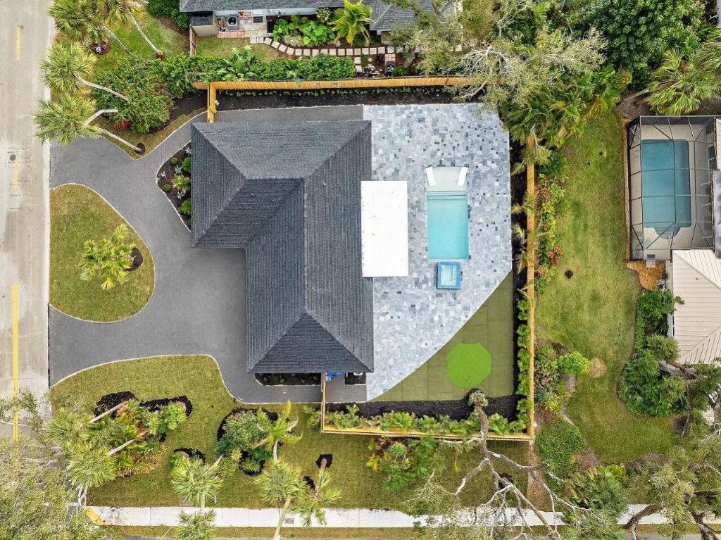 706 Flamevine Lane, Vero Beach, FL 32963 Photo