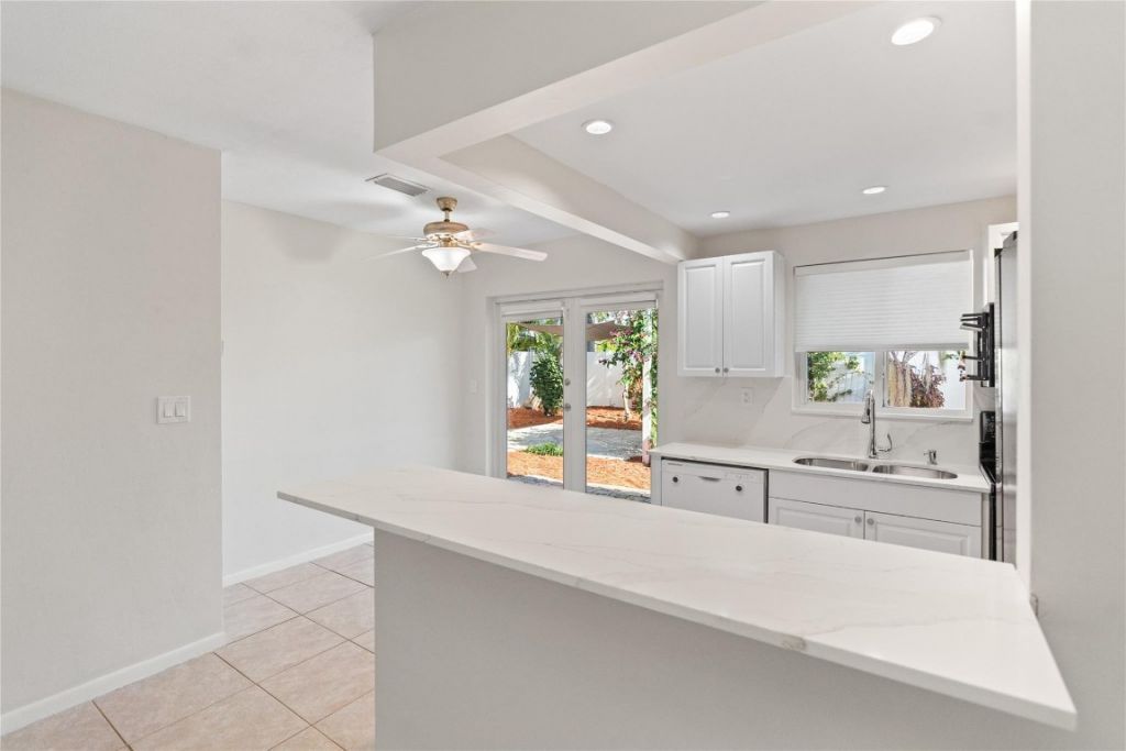 2616 Middle River Drive, Fort Lauderdale, FL 33306 Photo