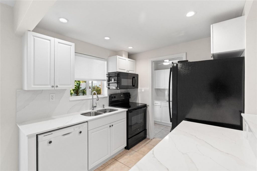 2616 Middle River Drive, Fort Lauderdale, FL 33306 Photo