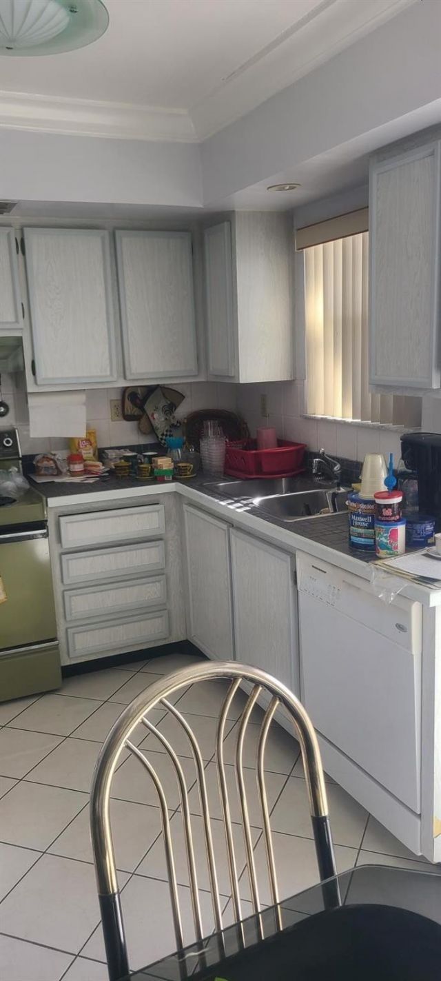 320 SW 1st Street, Unit D 6, Pompano Beach, FL 33060 Photo