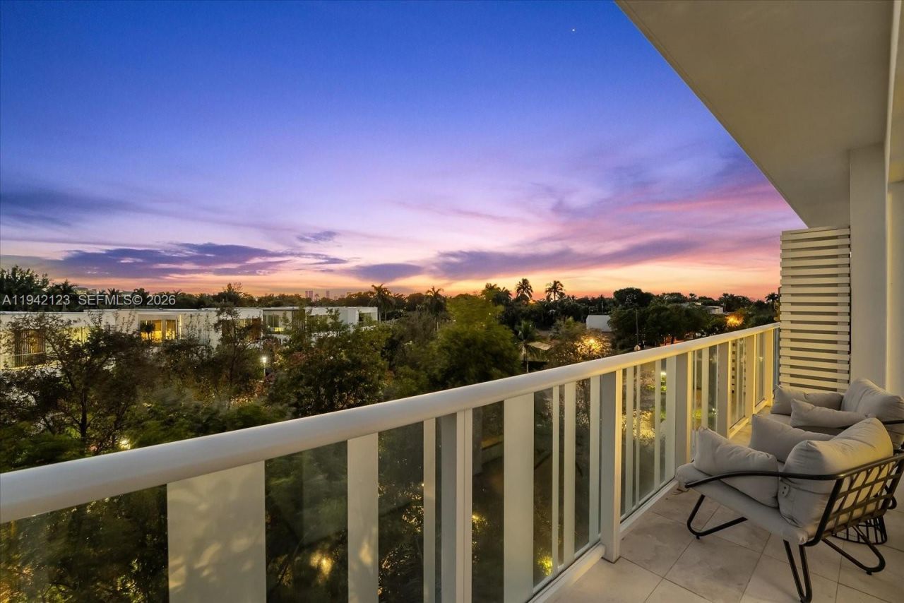 4701 N Meridian Ave, Unit 315, Miami Beach, FL 33140 Photo