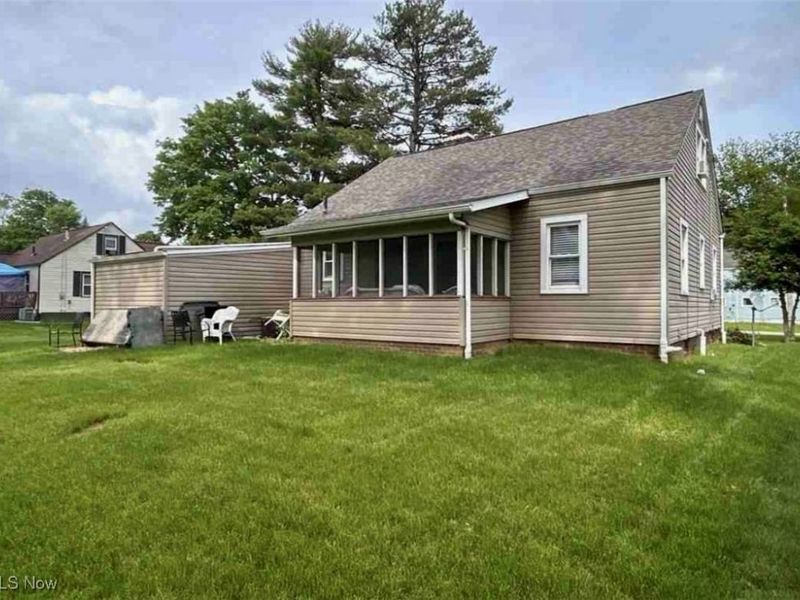 503 Locke Avenue SW, Massillon, OH 44646 Photo 8