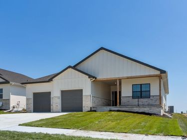 11671 S 125th Street, Papillion, NE 68046