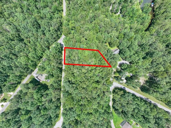 5011 Ostego Dr, Crossville, TN 38572