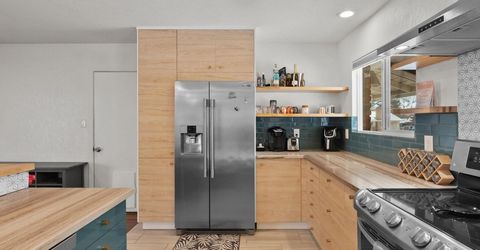 301 Hillcrest Drive, Reno, NV 89509 Photo