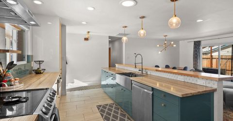 301 Hillcrest Drive, Reno, NV 89509 Photo