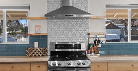 301 Hillcrest Drive, Reno, NV 89509 Photo