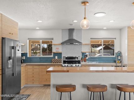 301 Hillcrest Drive, Reno, NV 89509 Photo