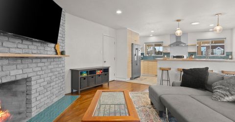 301 Hillcrest Drive, Reno, NV 89509 Photo