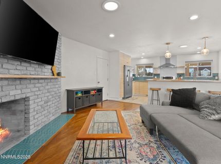 301 Hillcrest Drive, Reno, NV 89509 Photo