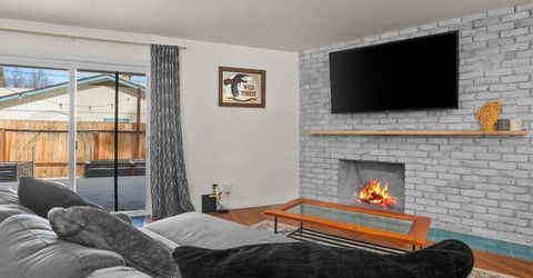 301 Hillcrest Drive, Reno, NV 89509 Photo