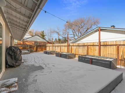 301 Hillcrest Drive, Reno, NV 89509 Photo